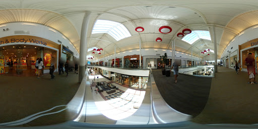 Shopping Mall «Westfield Galleria at Roseville», reviews and photos, 1151 Galleria Blvd, Roseville, CA 95678, USA