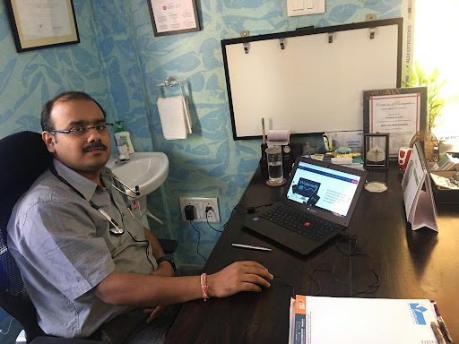 Dr. Samadarshi Datta | Best pulmonologist and allergist in Saltlake