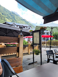 Atmosphère du Restaurant américain Bighorn Bistro à Chamonix-Mont-Blanc - n°20