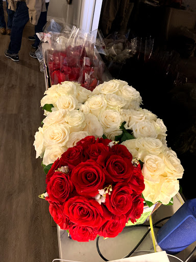 Florist «Hassell Florist», reviews and photos, 1679 Drew St, Clearwater, FL 33755, USA