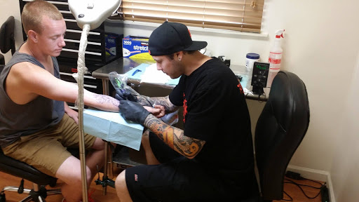 Tattoo Shop «Radiant Ink Tattoo Studio», reviews and photos, 211 W 1st St, Chico, CA 95928, USA