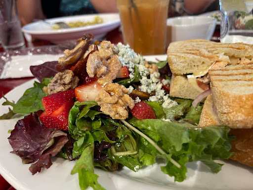 Salmon panini with the strawberry salad