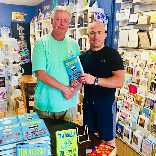 Book Store «MacIntosh Books of Sanibel», reviews and photos, 2330 Palm Ridge Rd, Sanibel, FL 33957, USA