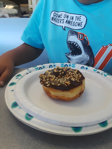 Donut Shop «Max Donuts», reviews and photos, 9225 Clay Rd, Houston, TX 77080, USA