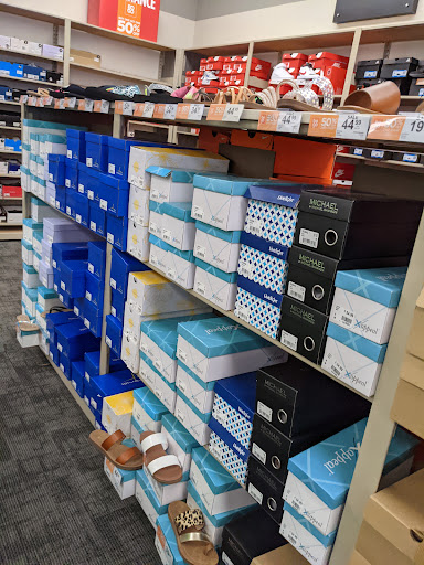 Shoe Store «Rack Room Shoes», reviews and photos, 2809 Battleground Ave, Greensboro, NC 27455, USA