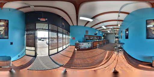 Tobacco Shop «New Cloud Vapor Vape Shop», reviews and photos, 1725 E 10th St d, Jeffersonville, IN 47130, USA