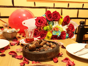 Fakülte Aile Çay Bahçesi