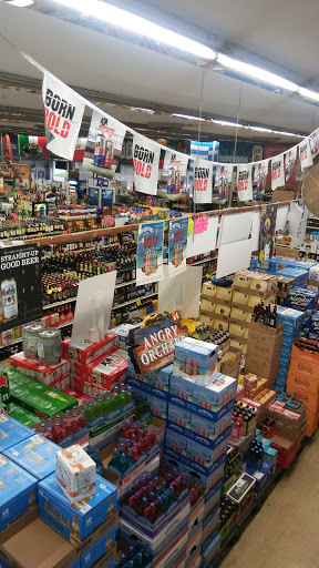 Liquor Store «Town & Country Liquors», reviews and photos, 2944 W 47th St, Chicago, IL 60632, USA