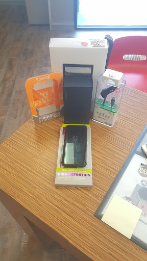 Cell Phone Store «Verizon Authorized Retailer, TCC», reviews and photos, 55 E May St a, Winder, GA 30680, USA