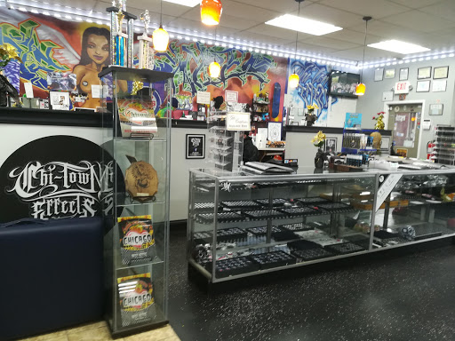 Tattoo Shop «Chi-Town Effects Tattoo», reviews and photos, 419 S Lake St, Aurora, IL 60506, USA