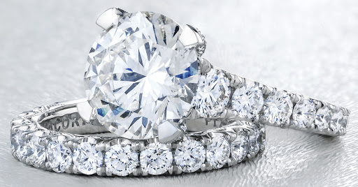 Jewelry Store «Lewis Jewelers», reviews and photos, 2000 W Stadium Blvd, Ann Arbor, MI 48103, USA