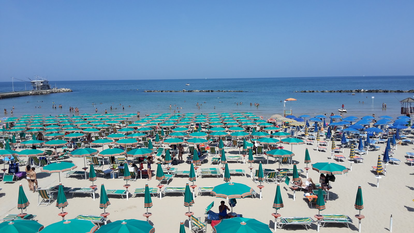 Spiaggia San Vito Marina'in fotoğrafı çok temiz temizlik seviyesi ile