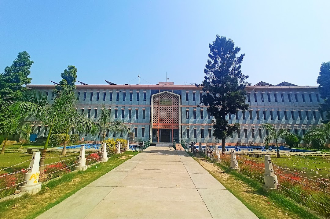 Faculty Of Arts, Aligarh Muslim University