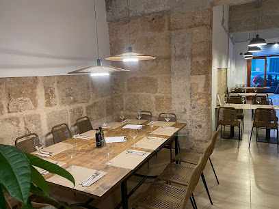 Mesclat Restaurant - Carrer de Rossiñol, 9, 07013 Palma, Illes Balears, Spain
