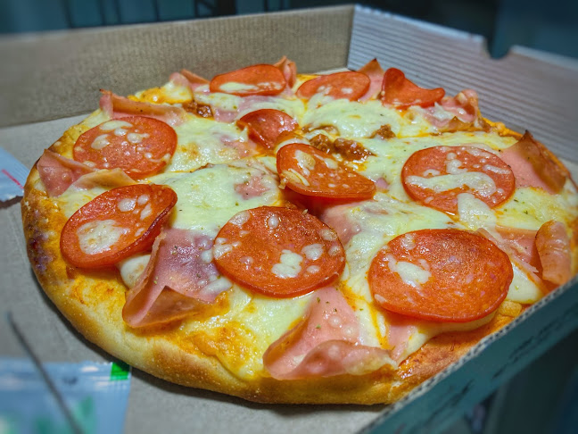 “YUVER PIZZERÍA CREATIVA” - PIZZAS - Pizzeria