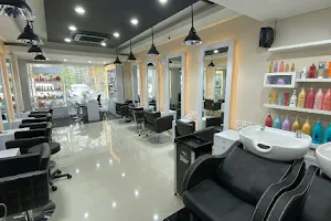 JEPUNAYU Salon Berawa image