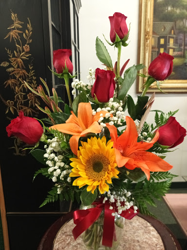 Florist «Rialto Florist», reviews and photos, 114 S Riverside Ave, Rialto, CA 92376, USA