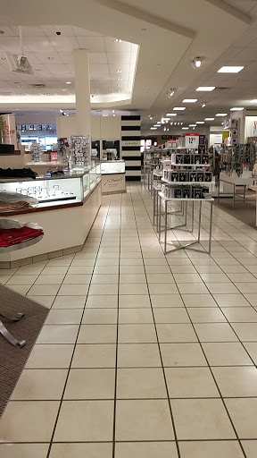 Department Store «JCPenney», reviews and photos, 2940 Commerce Dr, Johnsburg, IL 60051, USA