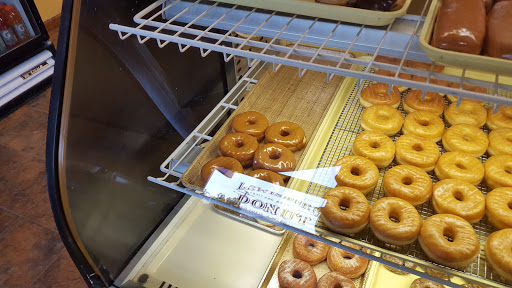 Donut Shop «Lewisburg Donut Shop», reviews and photos, 1523 Mooresville Hwy, Lewisburg, TN 37091, USA