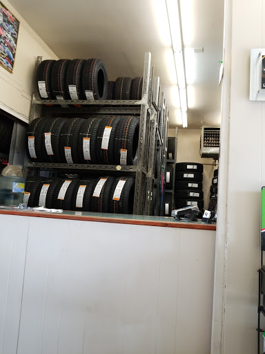 Tire Shop «M & R Tire and Auto Center», reviews and photos, 415 Washington St, City of Orange, NJ 07050, USA