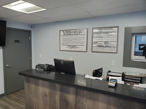 Auto Repair Shop «Cromwell Automotive», reviews and photos, 263 Main St, Cromwell, CT 06416, USA