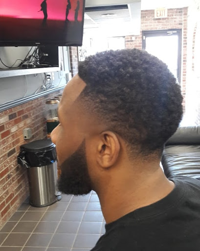 Barber Shop «South Side Barber Shop», reviews and photos, 463 Franklin Ave # 1, Hartford, CT 06114, USA