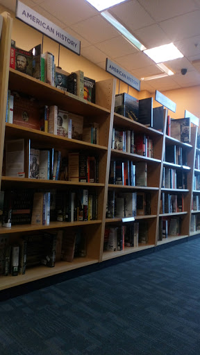 Book Store «Books-A-Million», reviews and photos, 335 Howe Ave, Cuyahoga Falls, OH 44221, USA