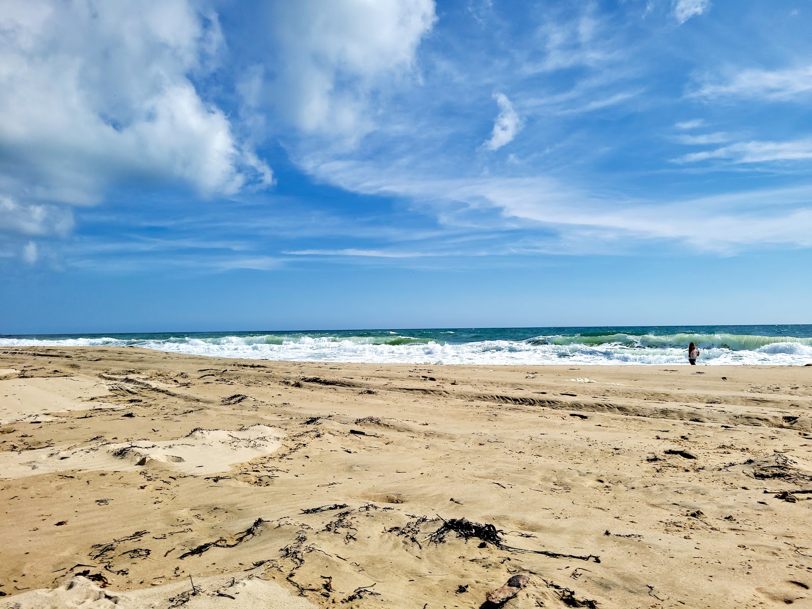 Fotografija Manatuck Ave Beach z dolga ravna obala