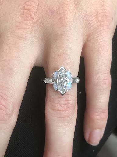 Jewelry Store «Clayton Jewelers», reviews and photos, 143 Carondelet Plaza, Clayton, MO 63105, USA