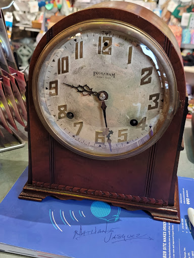 Gift Shop «Cockadoodledoo Gifts of Bryn Mawr», reviews and photos, 403 Cedar Lake Rd S, Minneapolis, MN 55405, USA