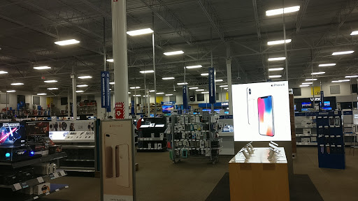 Electronics Store «Best Buy», reviews and photos, 12410 St Charles Rock Rd, Bridgeton, MO 63044, USA