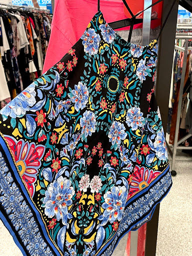 Clothing Store «Ross Dress for Less», reviews and photos, 6507 Fallbrook Ave, West Hills, CA 91307, USA