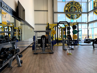Gold's Gym Calgary Country Hills