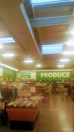 Grocery Store «Food 4 Less», reviews and photos, 4400 Slauson Ave, Maywood, CA 90270, USA