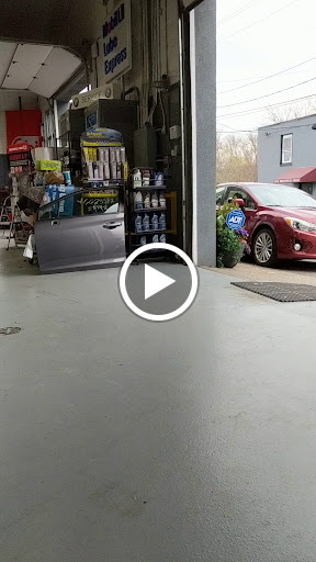 Auto Body Shop «Alewife Automotive Center & Hanson & Tilton Collision Werks», reviews and photos, 10 Sunnyside Ave, Arlington, MA 02474, USA