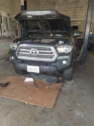 Auto Body Shop «AutoSquare Collision Center - Arcadia», reviews and photos, 140 E St Joseph St, Arcadia, CA 91006, USA