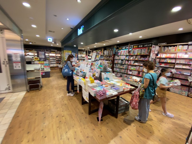 Book+ 東中野店