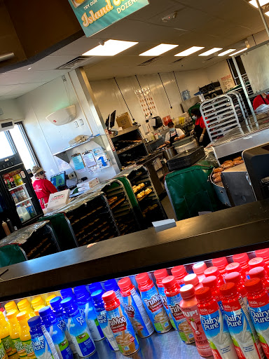 Bakery «Krispy Kreme Doughnuts», reviews and photos, 7514 Parkway Dr, Lone Tree, CO 80124, USA