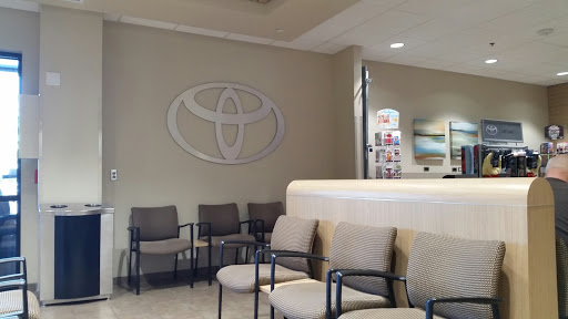 Toyota Dealer «Toyota of Puyallup», reviews and photos, 1400 River Rd, Puyallup, WA 98371, USA