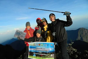 Rinjani Wonders - Rinjani Trekking Tour Agency image