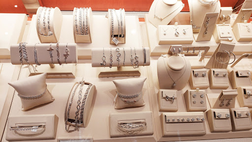 Jewelry Store «Zales - The Diamond Store», reviews and photos, 22513 Tomball Pkwy #105, Houston, TX 77070, USA