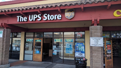 Shipping and Mailing Service «The UPS Store», reviews and photos, 1271 Washington Ave, San Leandro, CA 94577, USA