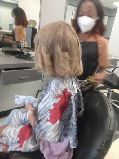 Hair Salon «Holiday Hair», reviews and photos, 1929 E 3rd St, Williamsport, PA 17701, USA