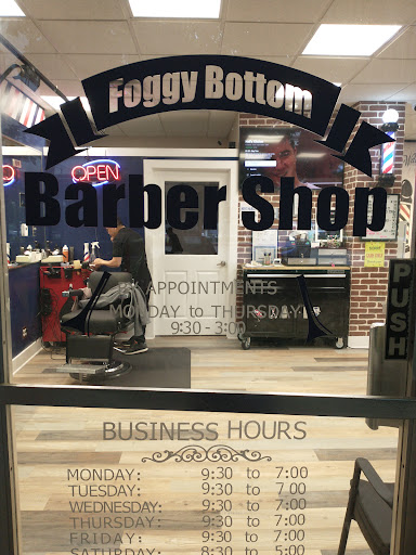 Barber Shop «Rosslyn Barber Shop», reviews and photos, 1700 N Moore St #350, Arlington, VA 22209, USA