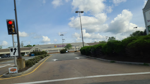 Grocery Store «Stop & Shop», reviews and photos, New State Highway New State Hwy, Raynham, MA 02767, USA