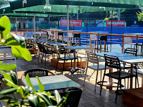 Atmosphère du Chez Syndie Restaurant Du Tennis Club à Saint-Tropez - n°1