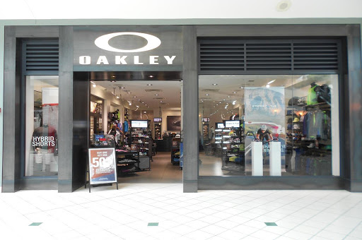 Sunglasses Store «Oakley Store», reviews and photos, 6401 Bluebonnet Blvd #1088, Baton Rouge, LA 70836, USA
