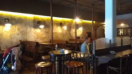 O Farol Bar • Vigo - Praza de Compostela, 36, 36201 Vigo, Pontevedra, Spain