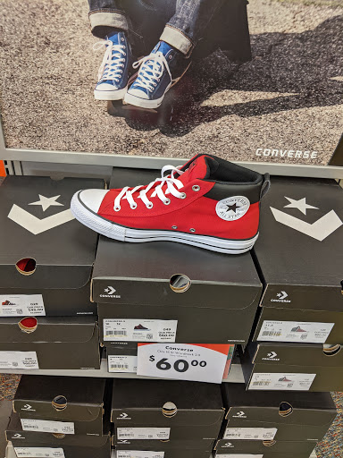 Shoe Store «Shoe Carnival», reviews and photos, 6524 Garth Rd, Baytown, TX 77521, USA