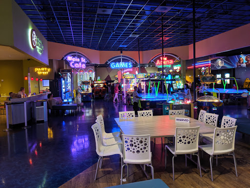 Restaurant «Main Event Entertainment», reviews and photos, 19441 I-45, Shenandoah, TX 77385, USA